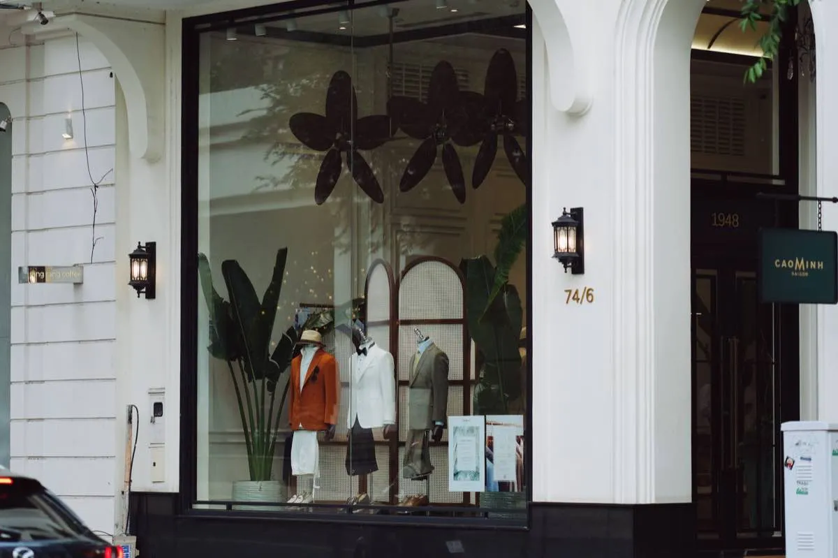 Commercial Storefront and Resort Glazing in Kissimmee, FL